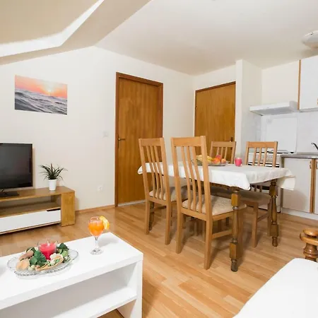 Solis Occasus Apartmán *